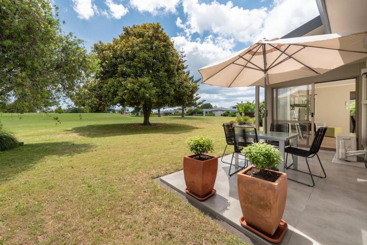 Golfers Delight In Quiet Cul De Sac Villa เมาท์มองานุย ภายนอก รูปภาพ